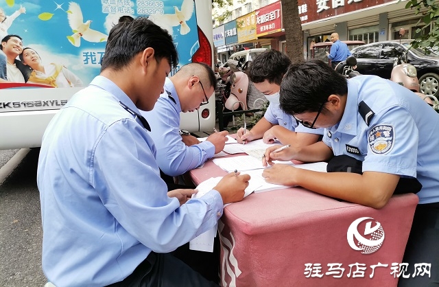 市中心血站血库告急 300多名保安辅警撸起袖子“为爱接力”