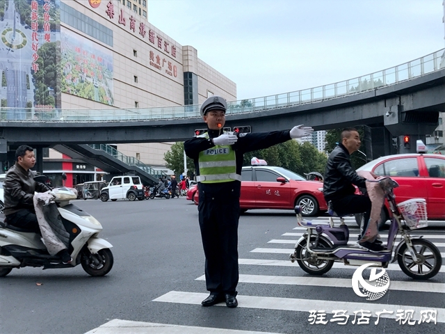 坚守岗位过假期