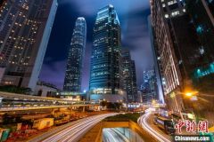 银行调查报告 香港千万富翁达50.4万