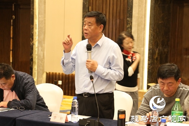 “科教影视论坛”让2020中国农民丰收节——第三届中国农民电影节“增收