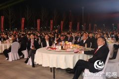 “渔都唱晚”2020中国农民丰收节——第三届中国农民电影节在汝南县湖滨广场开幕