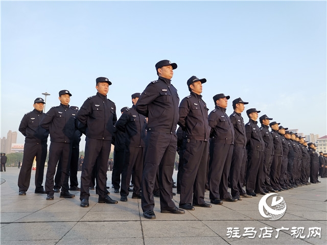 驻马店市公安局西园分局秋日练兵忙