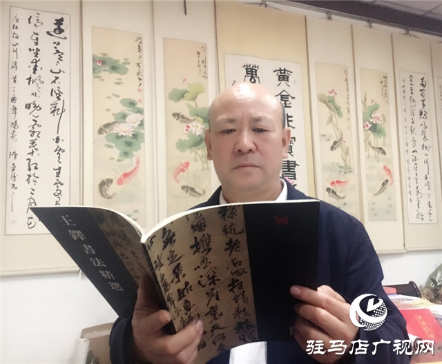 闫云：倾尽笔墨传承传统文化