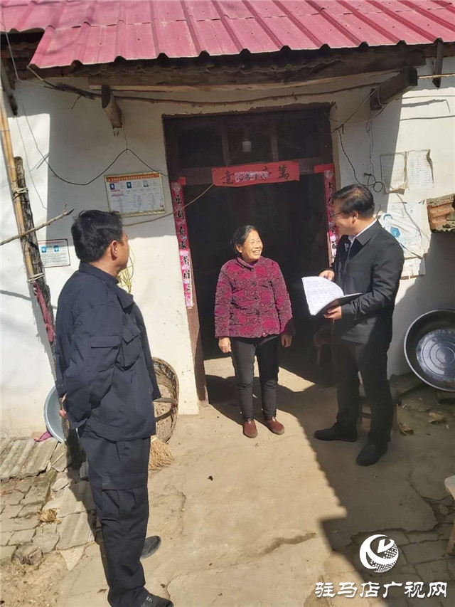 扶贫大走访 周末不打烊