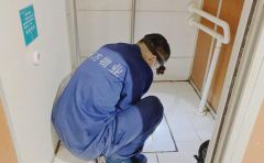 驻马店市中心医院赵维新：三十年不怕苦和累，勤恳做好维修工