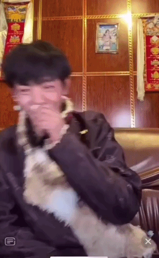 点击进入下一页