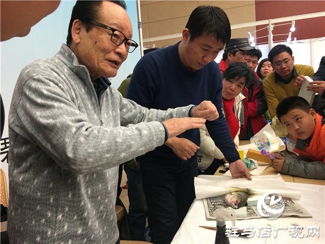 非遗文化：让鱼儿“活”在纸上——谷冰鱼拓