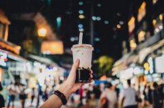 报告：千亿新式茶饮市场，90后00后喝掉近七成