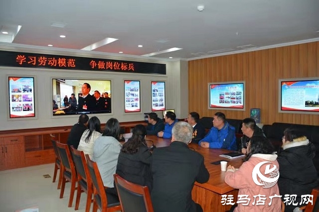 西平县柏城街道举行学习全国劳动模范李雪文先进事迹报告会