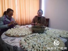 冬至送浓情 饺子暖人心