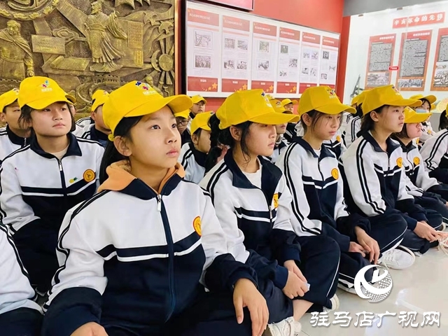 驻马店市第十二中学开展“传承红色基因、做时代好少年”实践活动