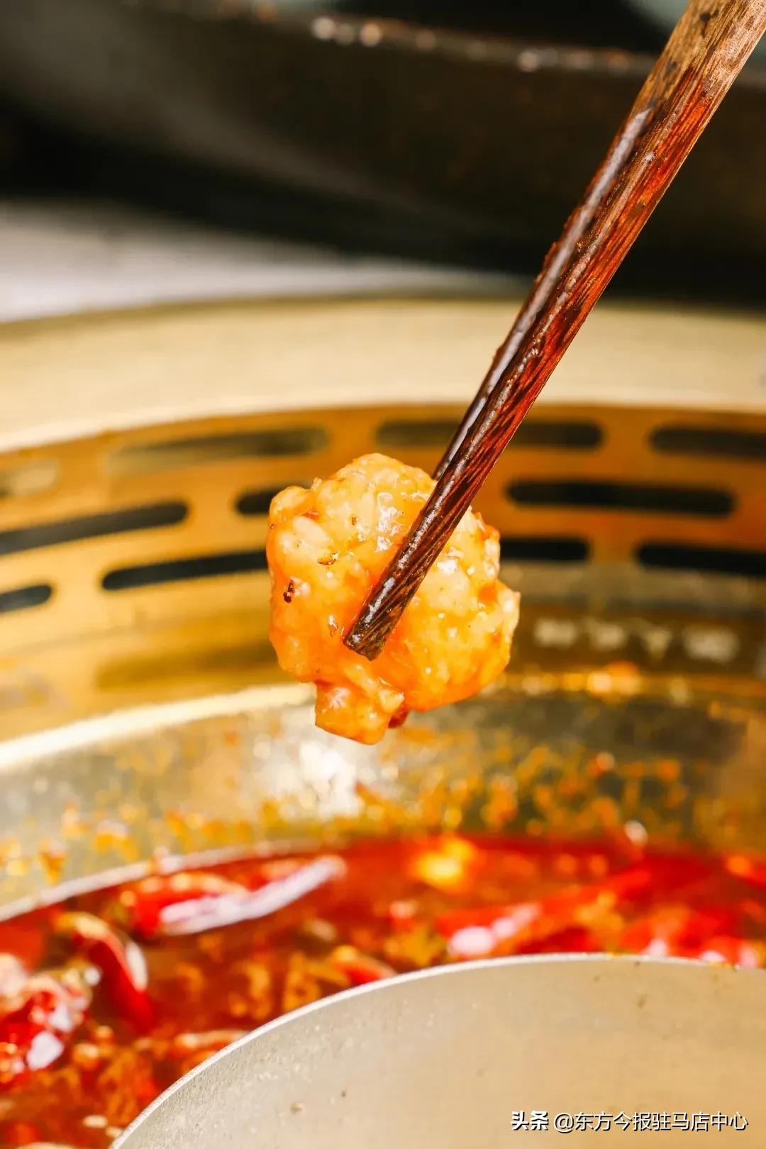 元旦盛大试营业！郑凯的火凤祥鲜货火锅来驻马店啦！邀您来尝鲜！