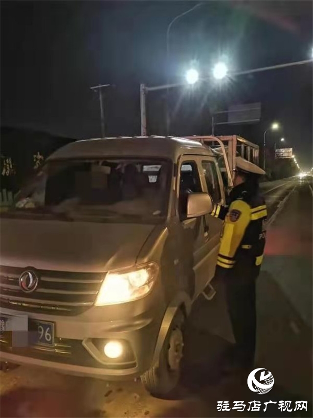 正阳交警持续开展酒驾夜查集中统一行动
