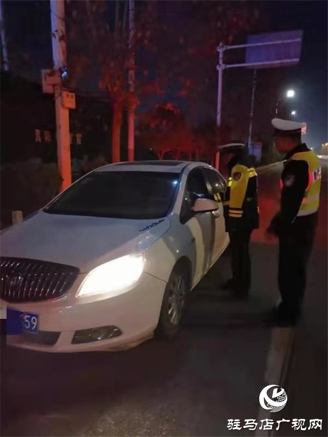正阳交警持续开展酒驾夜查集中统一行动