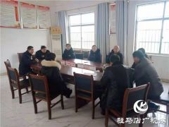 王霞到杨庄户乡督导信访积案化解工作