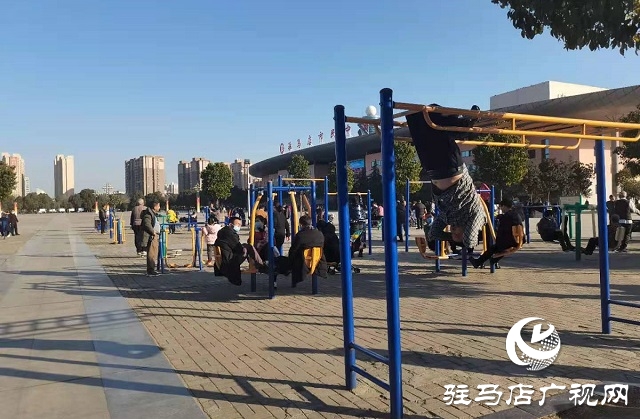 驻马店：大风过后天晴朗 碧空如洗景色靓