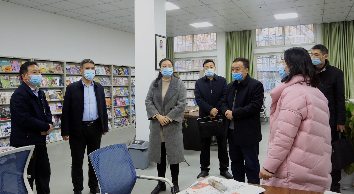 驻马店市驿城区委常委、宣传部长张德武调研文化工作