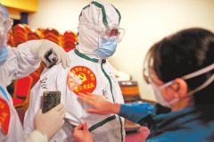 河南省援冀医疗队投入石家庄疫情防控医疗转运任务 队员们道出一致心声：“今朝北战，不胜不归”