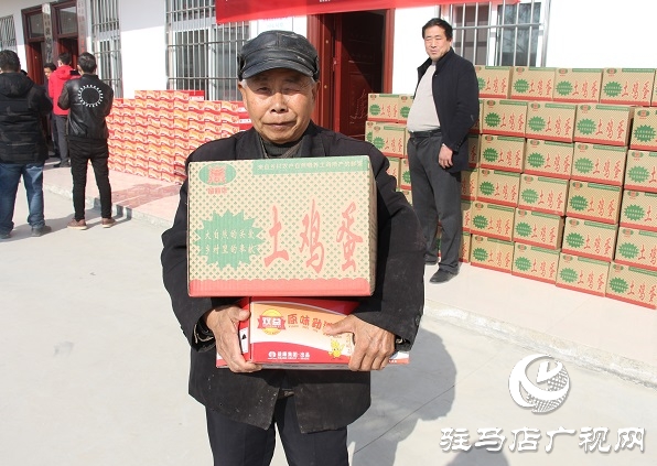  扬翔吴庄结对帮扶 牛年春节走访问候