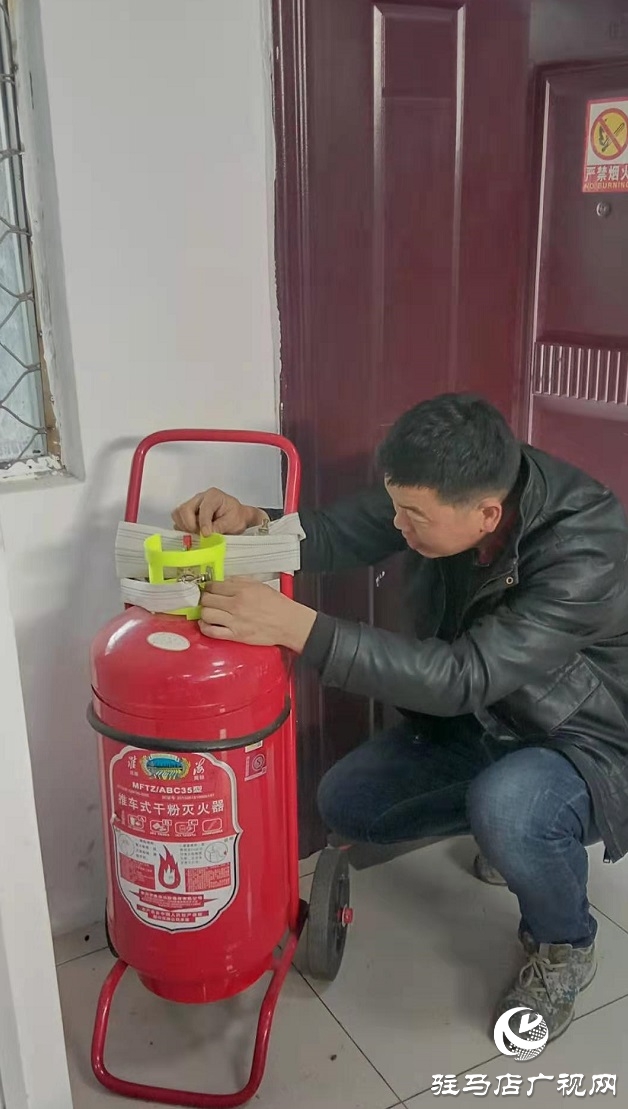 乐山之巅广电人 幕后英雄使命重