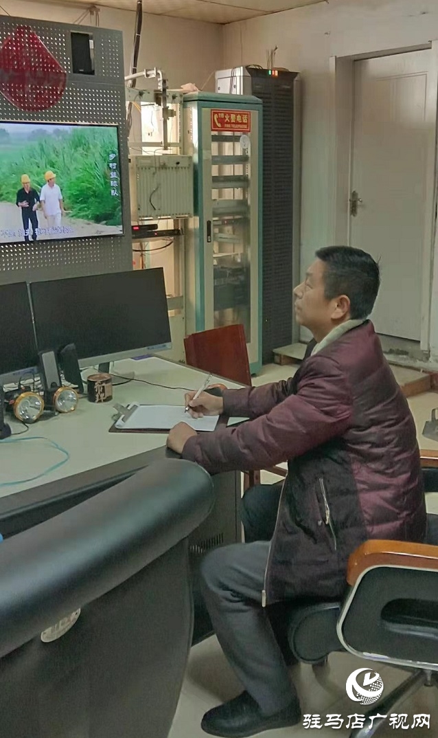 乐山之巅广电人 幕后英雄使命重