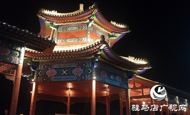 灯火璀璨迎元宵 流光溢彩不夜城