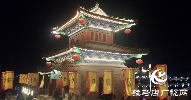 灯火璀璨迎元宵 流光溢彩不夜城