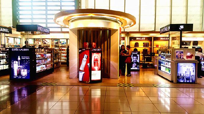抢抓消费新风口 多地推进市内免税店建设