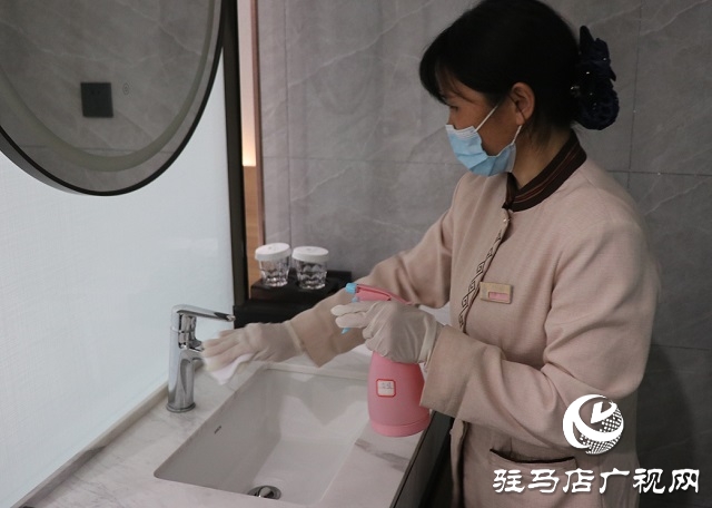 2021两会花絮｜“两会”幕后的忙碌与坚守