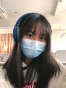 90后小伙乘坐地铁弄丢背包 河南女孩穿越半个武汉送回