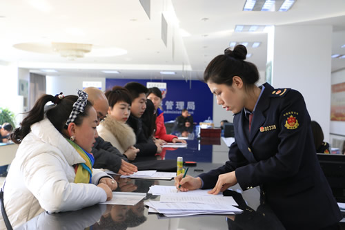 驻马店：持续深化“放管服”改革 提高政务服务