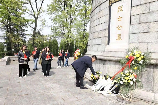盛世已来，大美天中  ——回望豫皖六地市网红记者主持人天中红色之旅