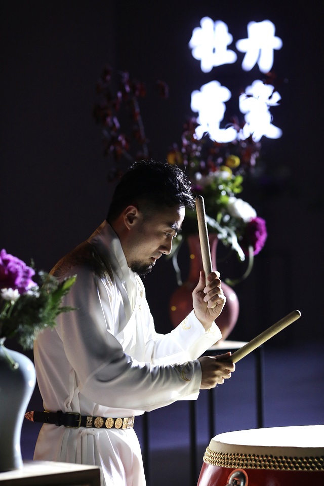 洛水华章 天香夜染——牡丹霓裳装束复原