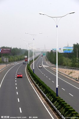 “五一”假期客货车走高速要管制？权威消息来了