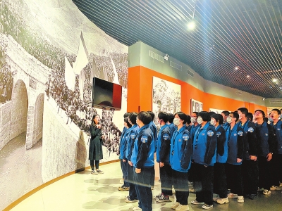 红.jpg