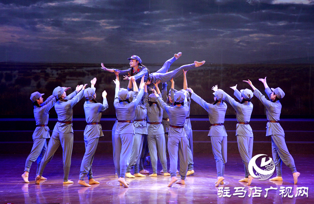 驻马店举行各界青年纪念五四运动102周年暨表彰大会