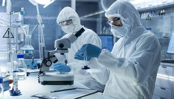 中国新冠疫苗获批“入世” 专家：世界期待中国更多防疫贡献