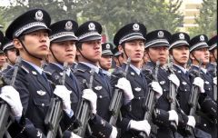 人民警察担重任——甘做《平安守护人》
