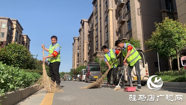 中建一局三公司：清扫卫生美家园 服务群众当先锋