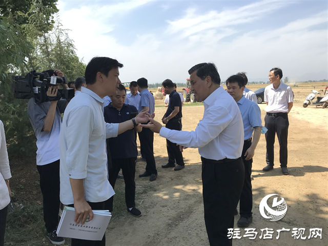 副省长武国定调研驻马店三夏生产
