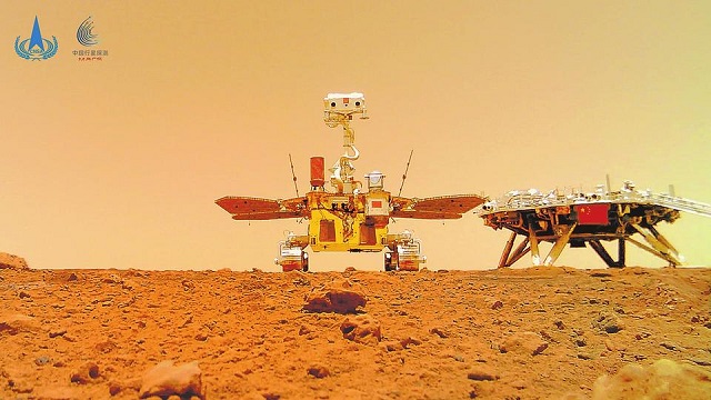 天问一号着陆火星首批科学影像图公布 我国首次火星探测圆满成功
