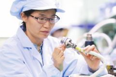从火箭发射到交会对接，再到舱外活动，“神十二”处处有河南身影