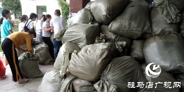 汝南：学党史 办实事  “邮”我护航校园包裹