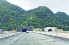 省内第一长公路隧道9月底建成通车 河南“最美高速”颜值再提升