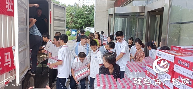 驻马店广播电视台再次募集物资驰援新乡