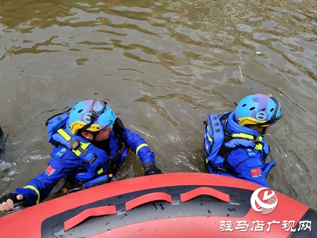 持续救援11天  驻马店市蓝天救援队平安回家