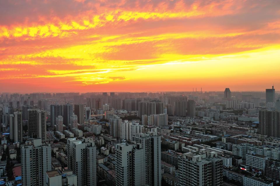 美景不分圈内圈外 守望相助的我们终会摘下口罩去想去的地方，见想见的人