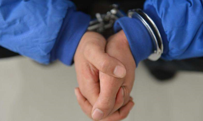 最高检以涉嫌受贿罪对彭波决定逮捕