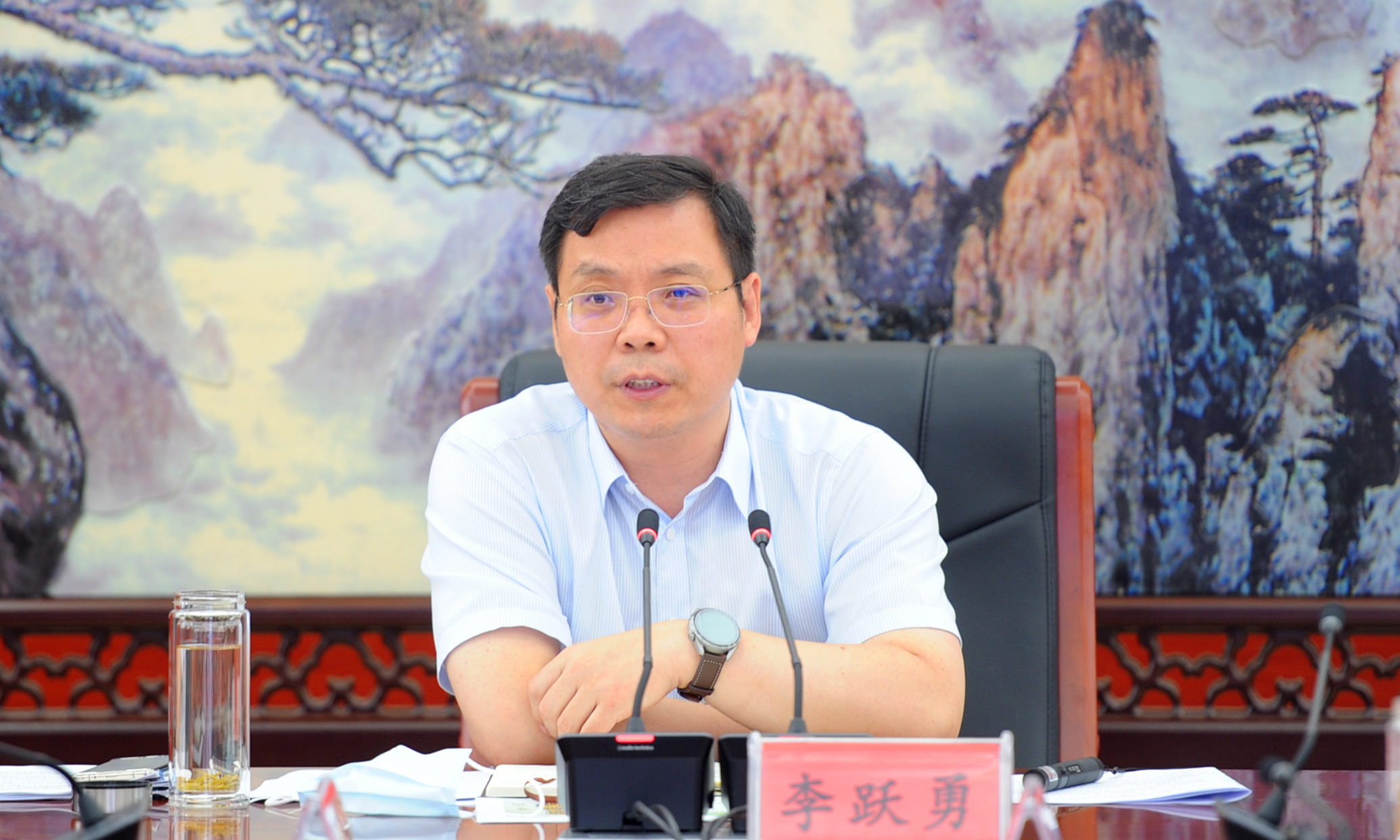 驻马店市政府召开华强方特旅游度假区重点项目推进会