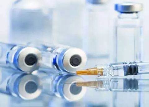 接连发现“异物”　日本暂时停用数批次莫德纳疫苗